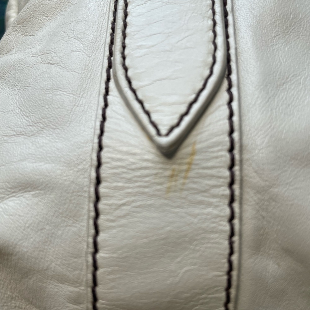 Miu Miu white leather hobo bag - Picture 14 of 15